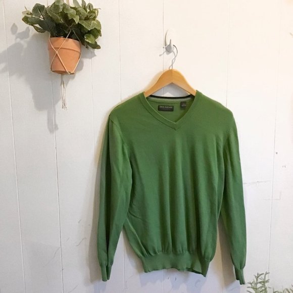 John Bartlett Other - John Bartlett Green Vneck Sweater!